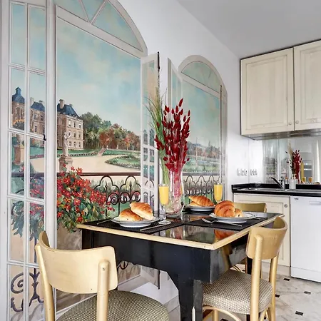 Appartamento Madeleine&champs-élysées - 2br 2ba With Balcony - Vacation
