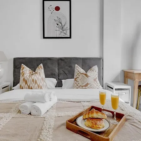 Madeleine&champs-élysées - 2br 2ba With Balcony - Vacation Appartamento Parigi