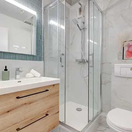 Madeleine&champs-élysées - 2br 2ba With Balcony - Vacation *