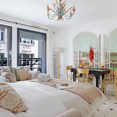 Appartamento Madeleine&champs-élysées - 2br 2ba With Balcony - Vacation Parigi